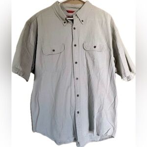 Field & Stream button down short sleeve shirt. New with tags. Men’s size XXL